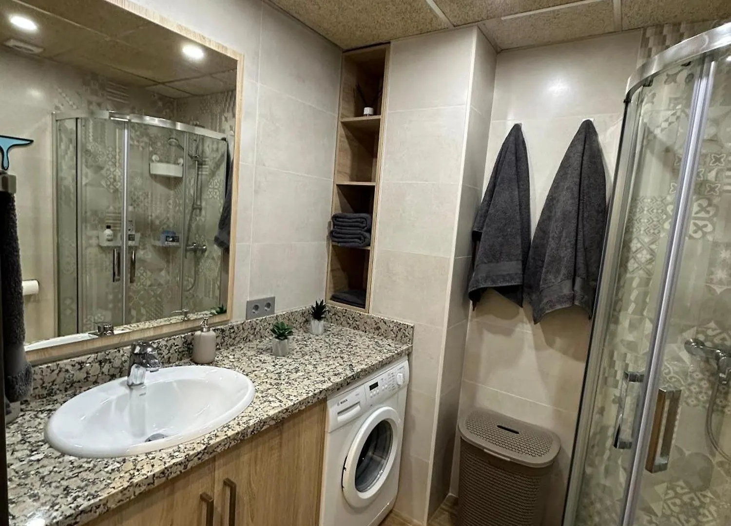 Apartamento La Perla فوينخيرولا شقة