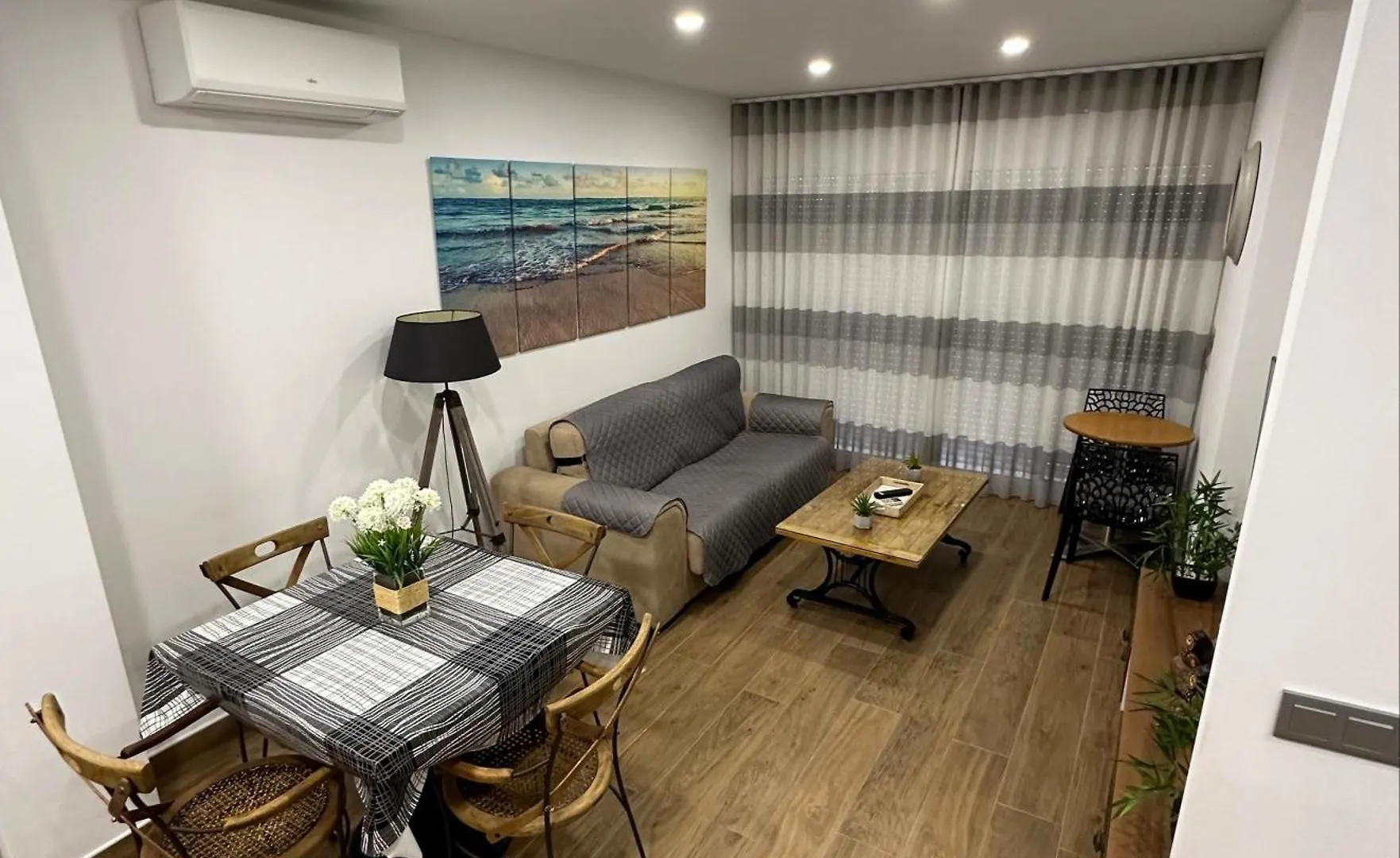 Apartamento La Perla فوينخيرولا شقة