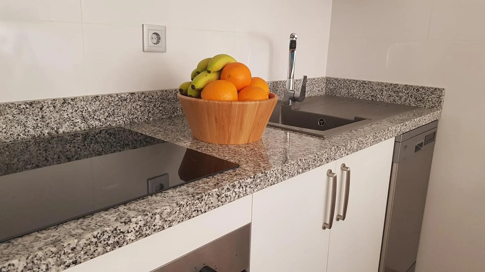 شقة Apartamento La Perla فوينخيرولا